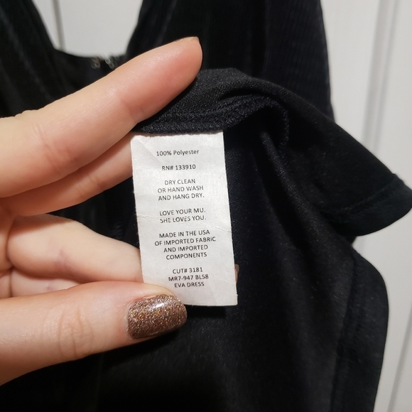 SHOW Me Your Mumu Pleated Eva Dress in Black Size Large - Picture 10 of 10